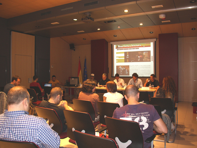 Vista general de la Sala del Diálogo del Injuve durante la rueda de prensa