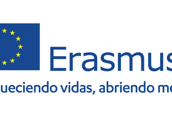 Lema Erasmus+ Enriqueciendo vidas, abriendo mentes
